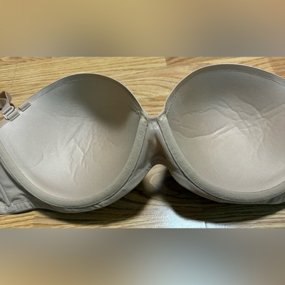 Skims size 38DD Nude Bra NWT - Picture 4 of 5